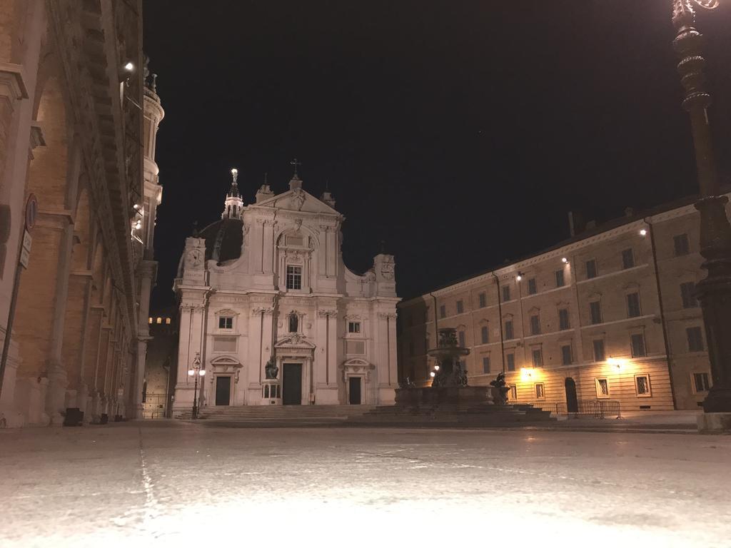 Hotel Pellegrino E Pace Loreto Zewnętrze zdjęcie