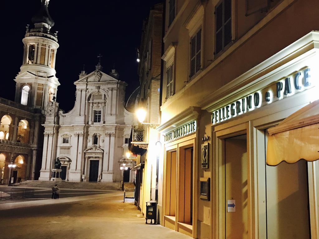 Hotel Pellegrino E Pace Loreto Zewnętrze zdjęcie