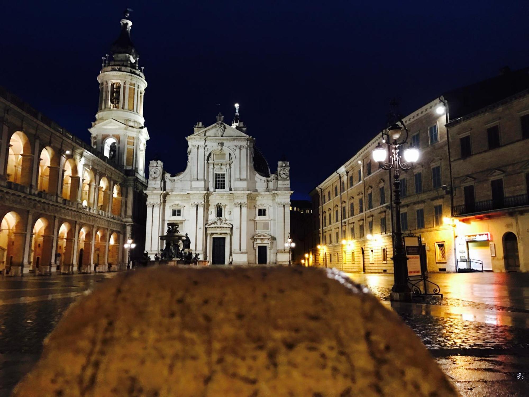 Hotel Pellegrino E Pace Loreto Zewnętrze zdjęcie