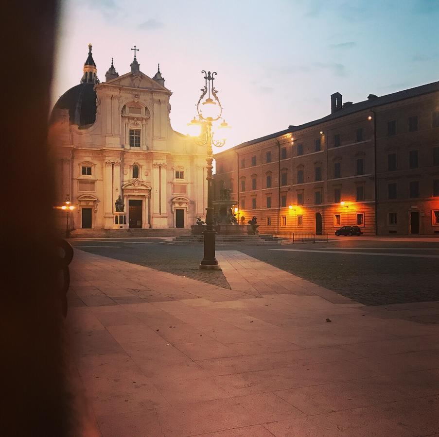 Hotel Pellegrino E Pace Loreto Zewnętrze zdjęcie