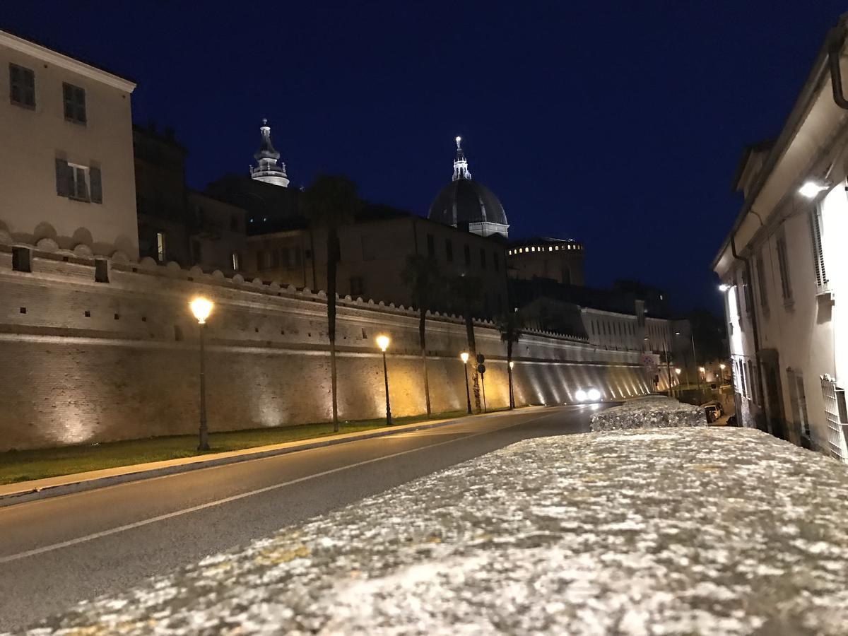 Hotel Pellegrino E Pace Loreto Zewnętrze zdjęcie