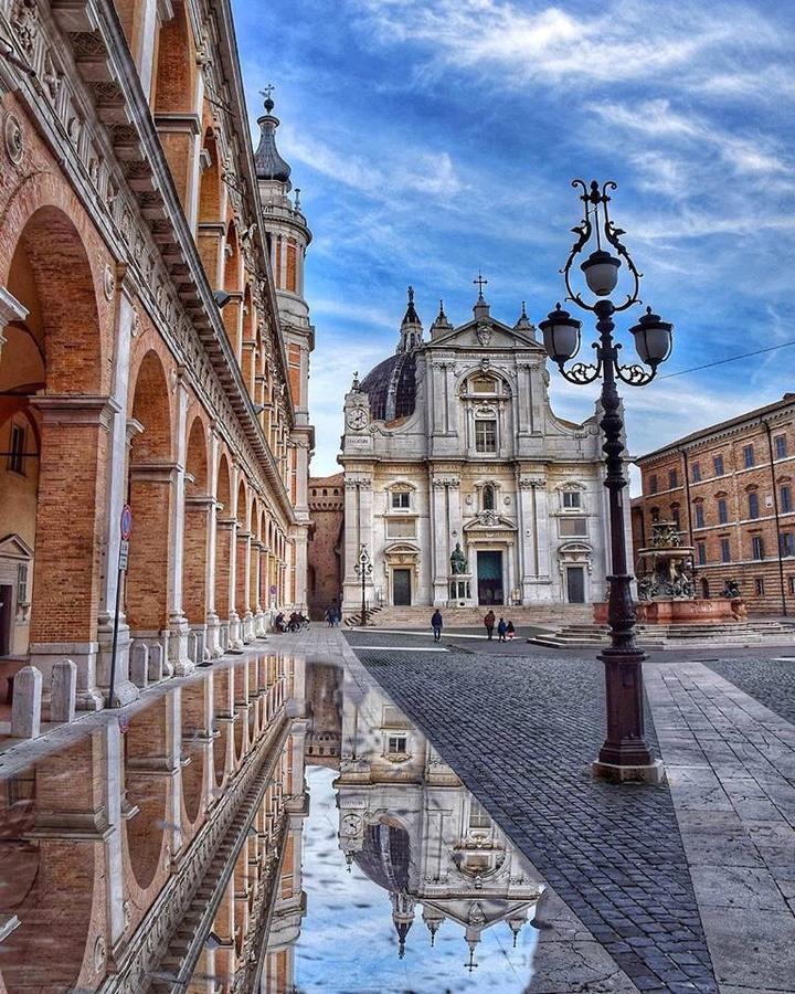 Hotel Pellegrino E Pace Loreto Zewnętrze zdjęcie